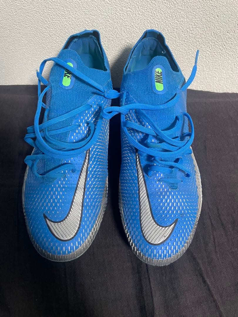 NIKE ファントム