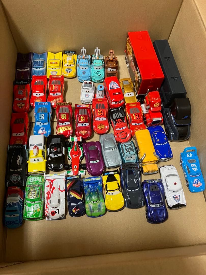 r*様 トミカ　カーズ　まとめ売り