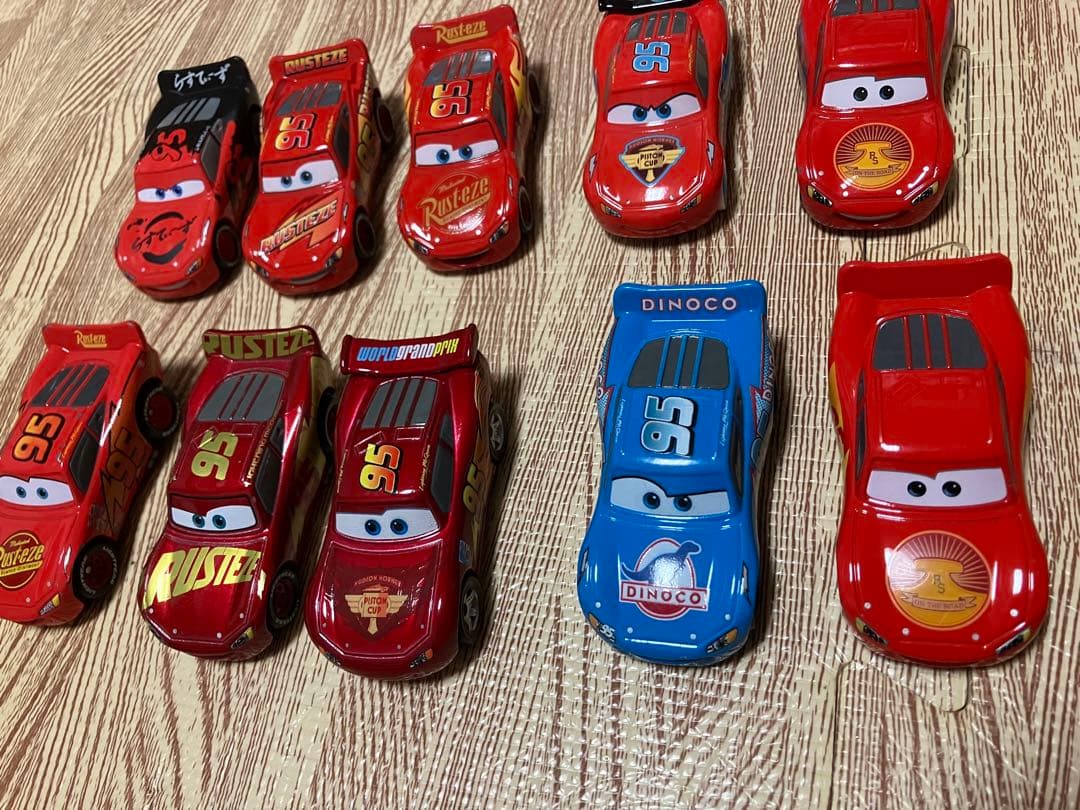 r*様 トミカ　カーズ　まとめ売り