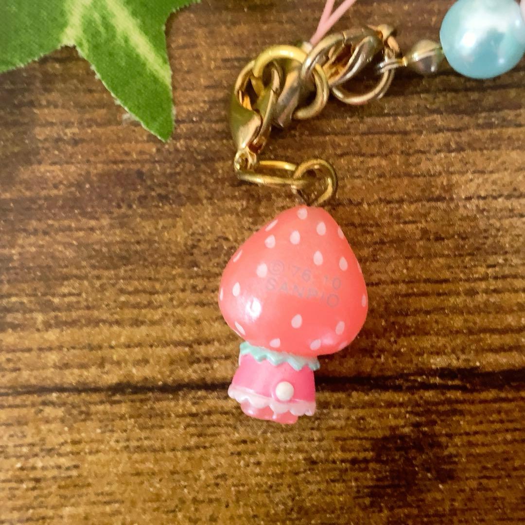 ☆激レア☆ ハローキティ　pink いちごBIGマスコット ストラップ　希少