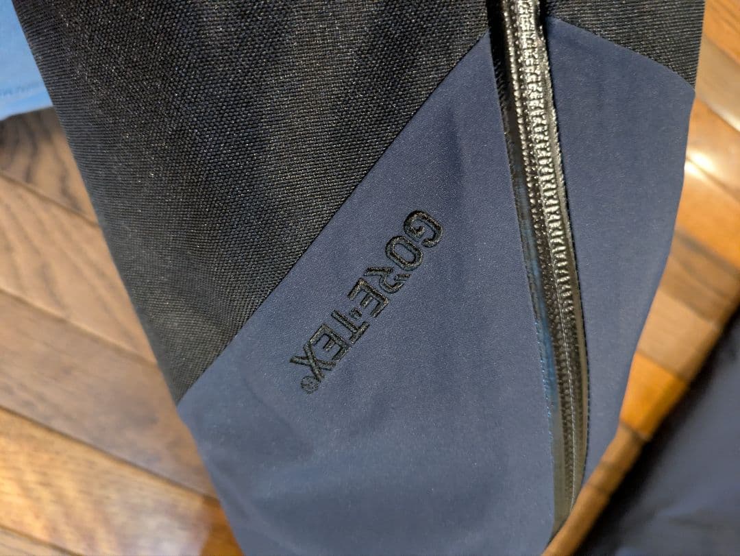 R&D Peak Performance　women s GORE-TEX