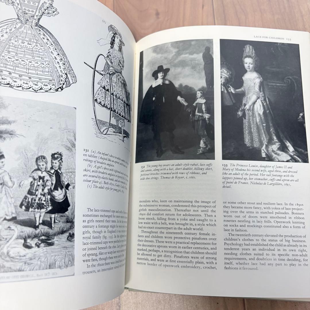 【洋書】Lace in Fashion by Pat Earnshaw