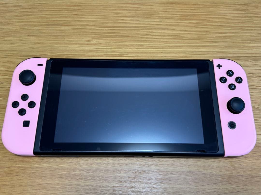 Nintendo Switch本体と付属品【収納ケース2種付き】