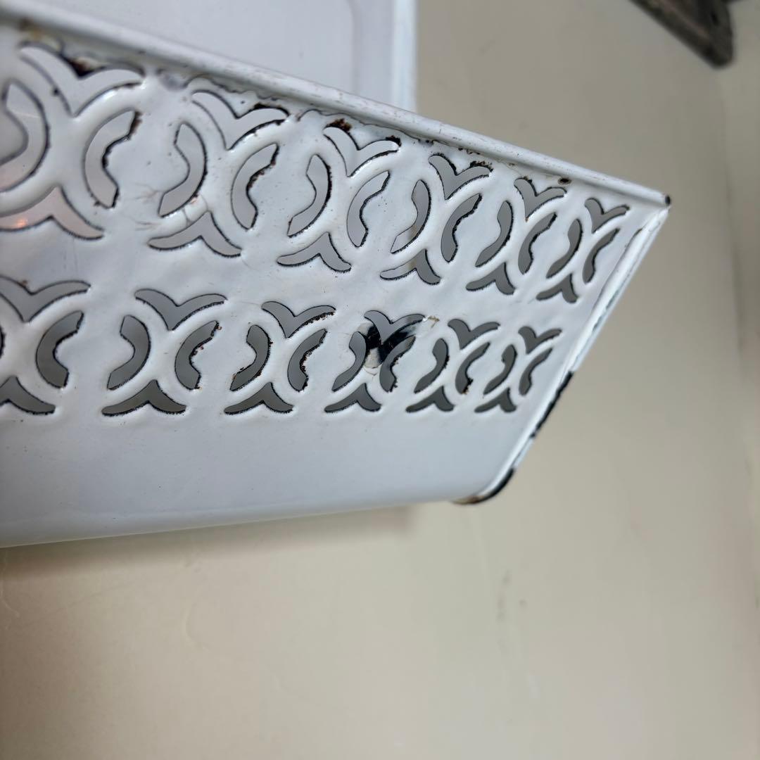ホーロー　オニオンラック　レターラック　アンティーク　小物入れ