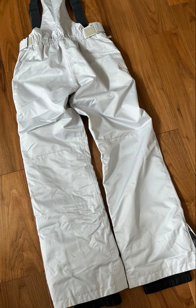 【11号】デサント　スキーウェア　黒　ブラック　柄　レディース