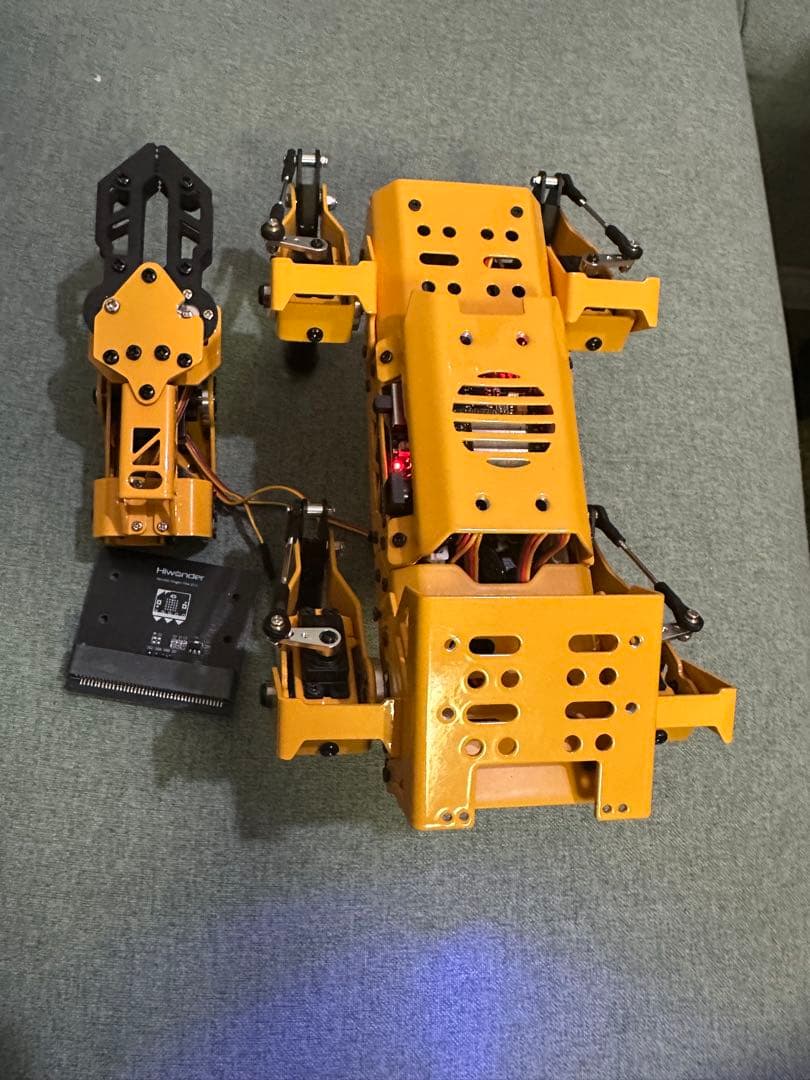 二足歩行ロボット 組立済み／通電・簡易動作確認済み