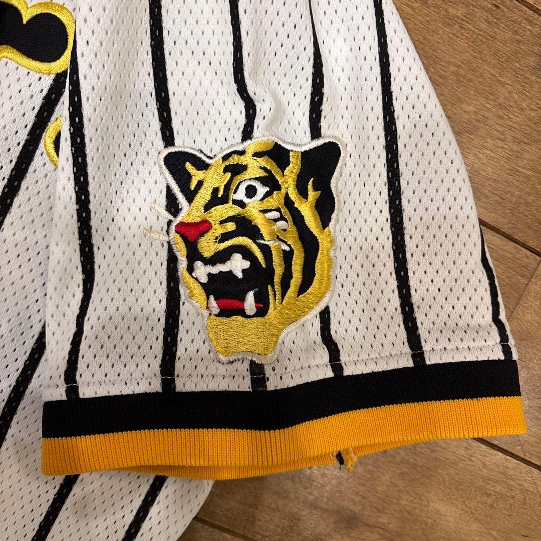 【極美品】阪神タイガース 金本知憲 ユニフォーム 刺繍 Lサイズ