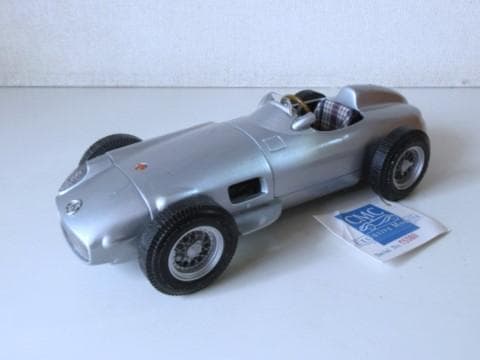 特価 CMC (1/18) メルセデスベンツ W196
