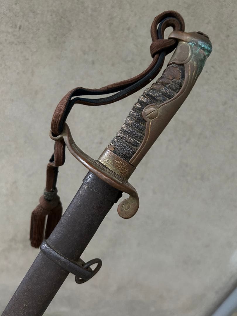 指揮刀　サーベル　刀緒付き　模造刀　日本軍　鍔　軍刀　銃剣　短剣　当時物　現状品
