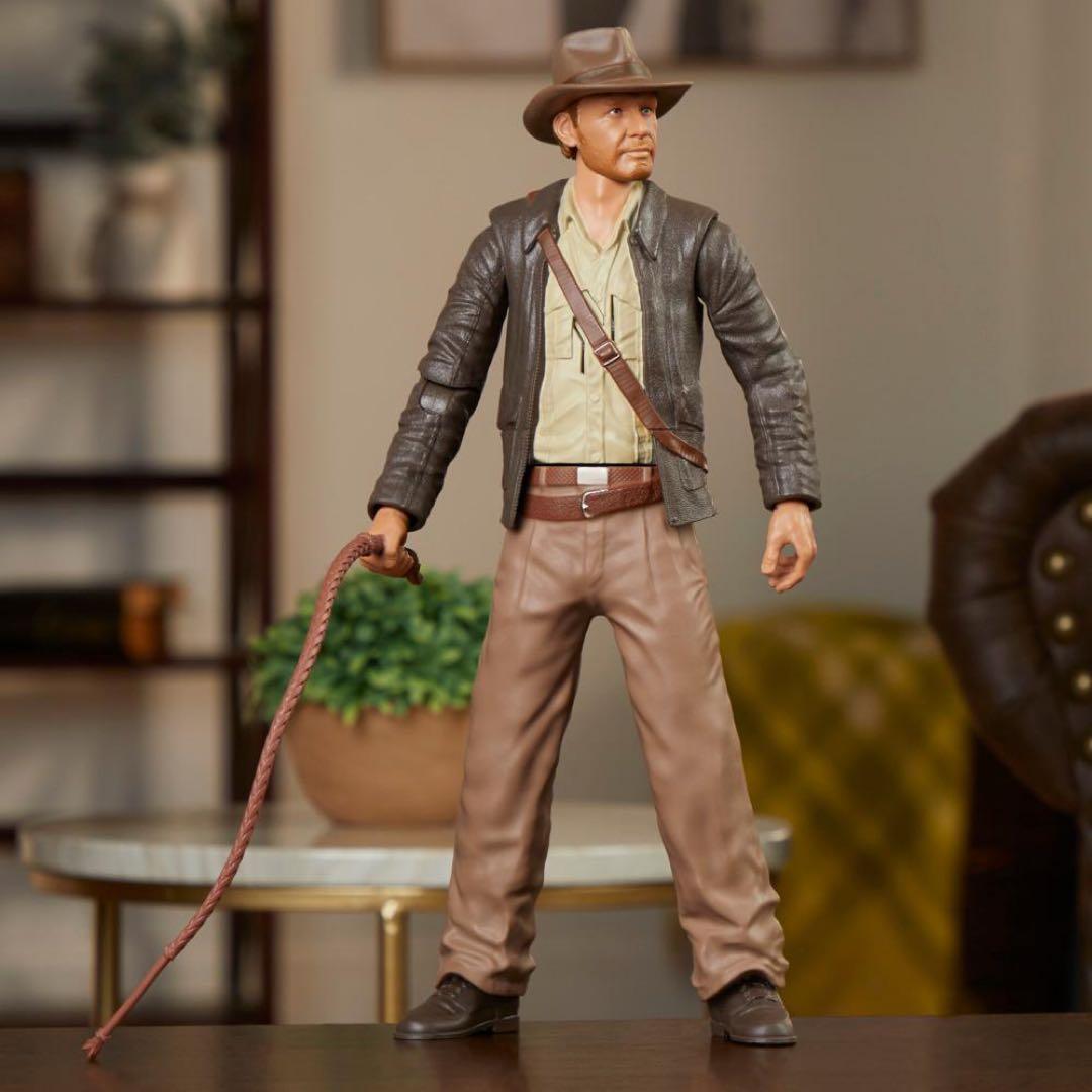 HASBRO／ウィップ・アクション・インディジョーンズ・アクション・フィギュア