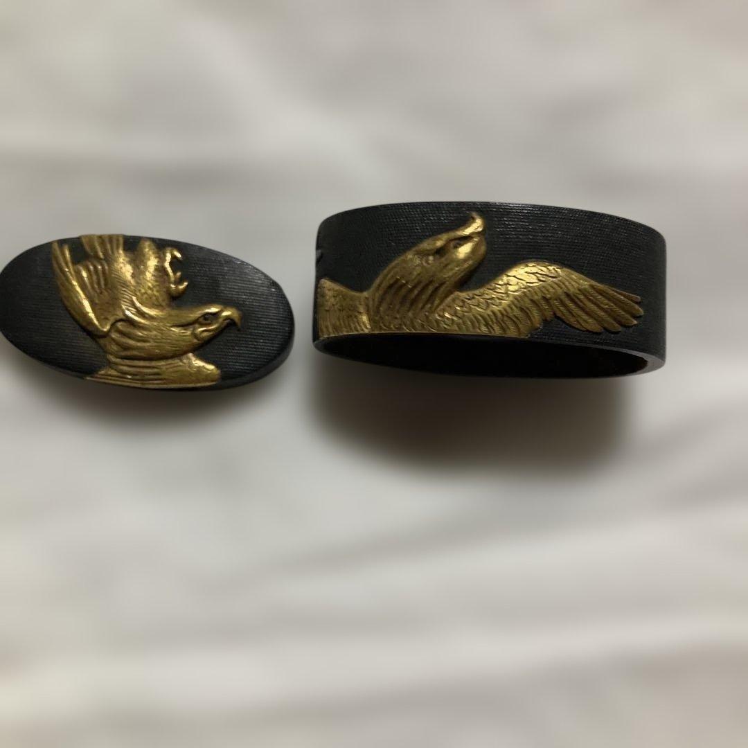 鷲の彫刻付き武具セット