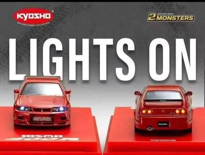 京商1/64　NISMO400R　MOTN SYSTEM2台セット海外ストア限定