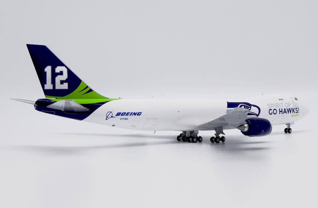 ボーイング 747-8F シアトル・シーホークス N770BA 1/400