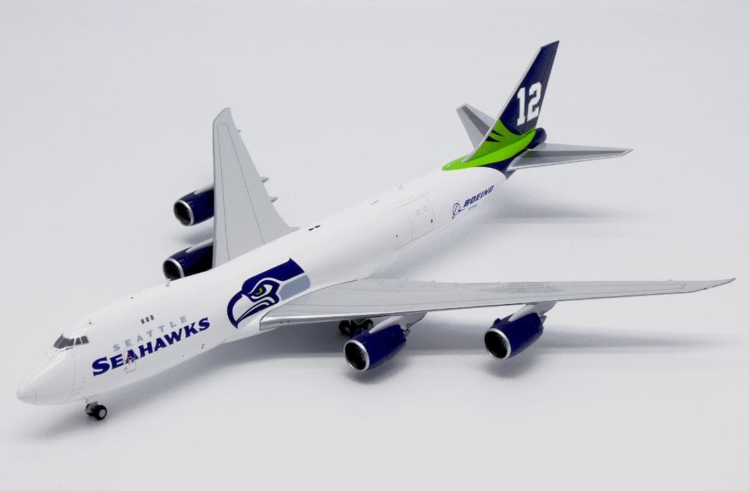 ボーイング 747-8F シアトル・シーホークス N770BA 1/400