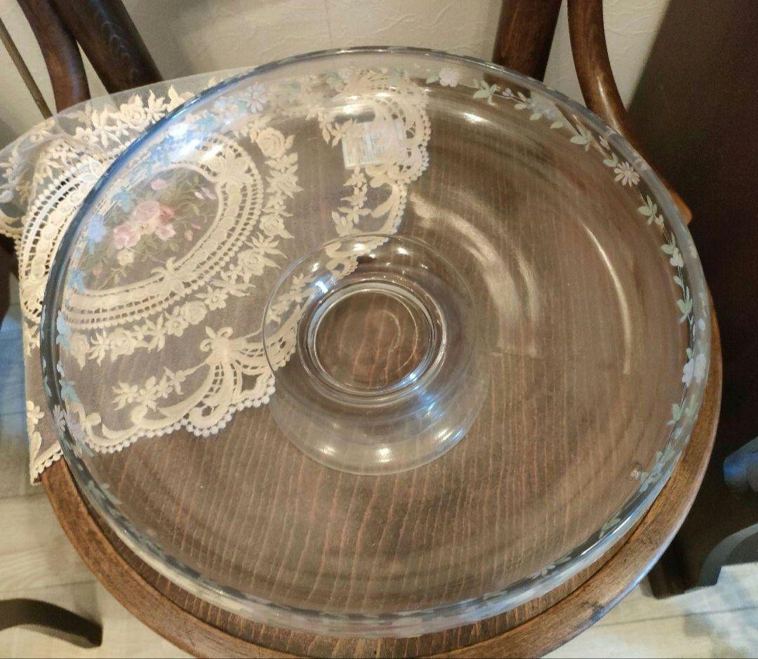 8635:Antique・イマン好き!いにしえ✨英国からのゲスト♡硝子コンポート