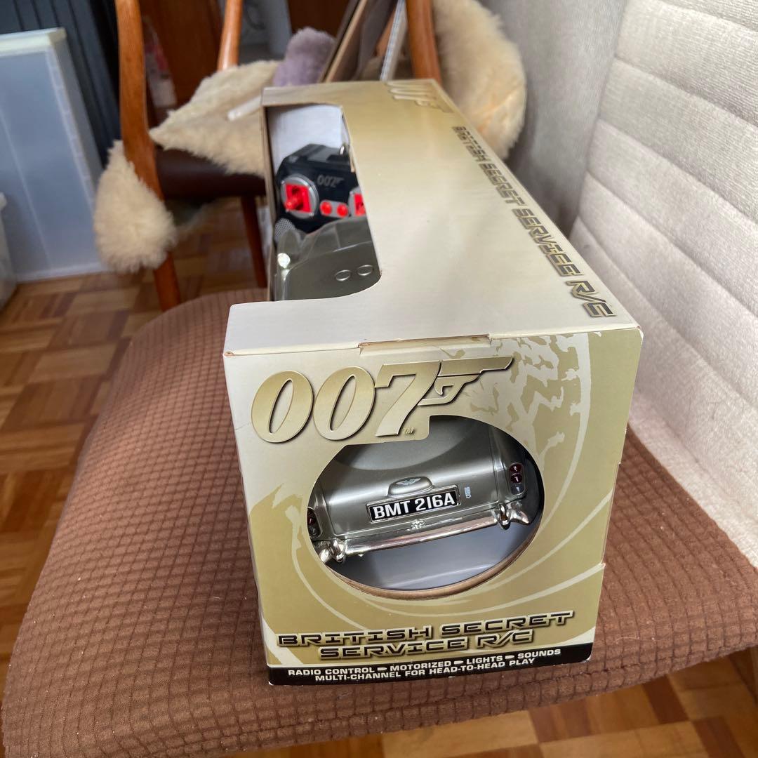 007 Aston Martin DB5 ラジコン