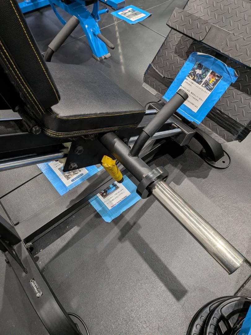 直接引取　Powertec パワーテック コンパクトレッグスレッド レッグプレス
