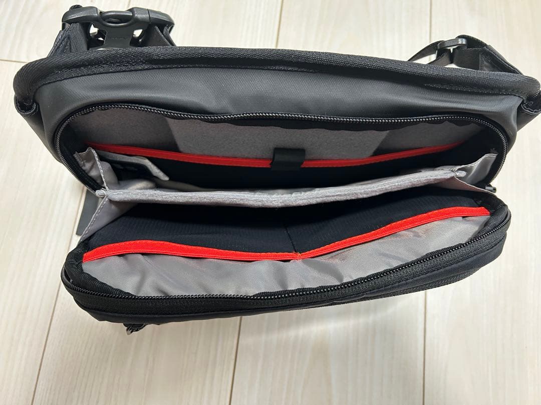 TIMBUK2 T2-AG ブラック メッセンジャーバッグ