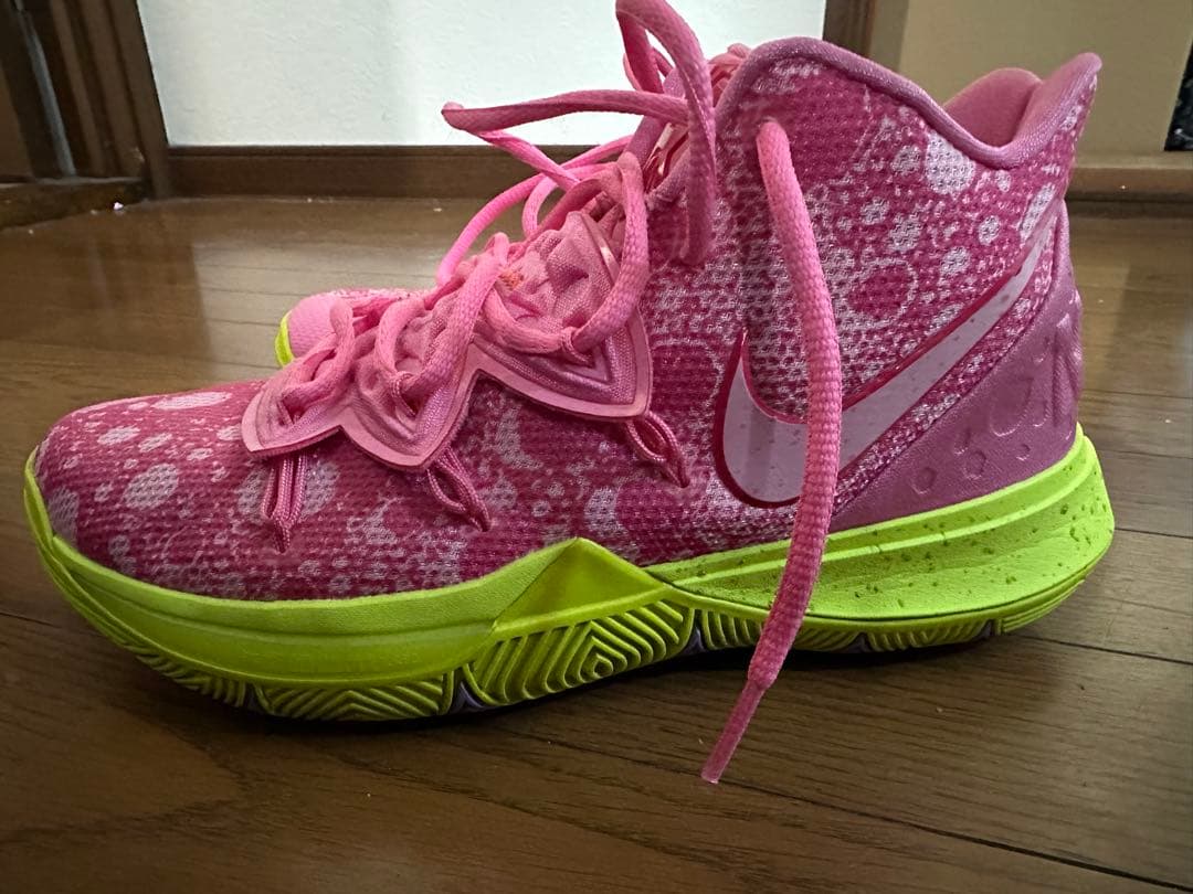 Nike カイリー