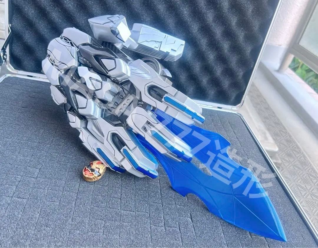 テガソード1/1銀色ver. ゴジュウジャー　レプリカ