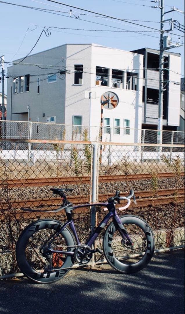 ロードバイクカーボンフレームセット