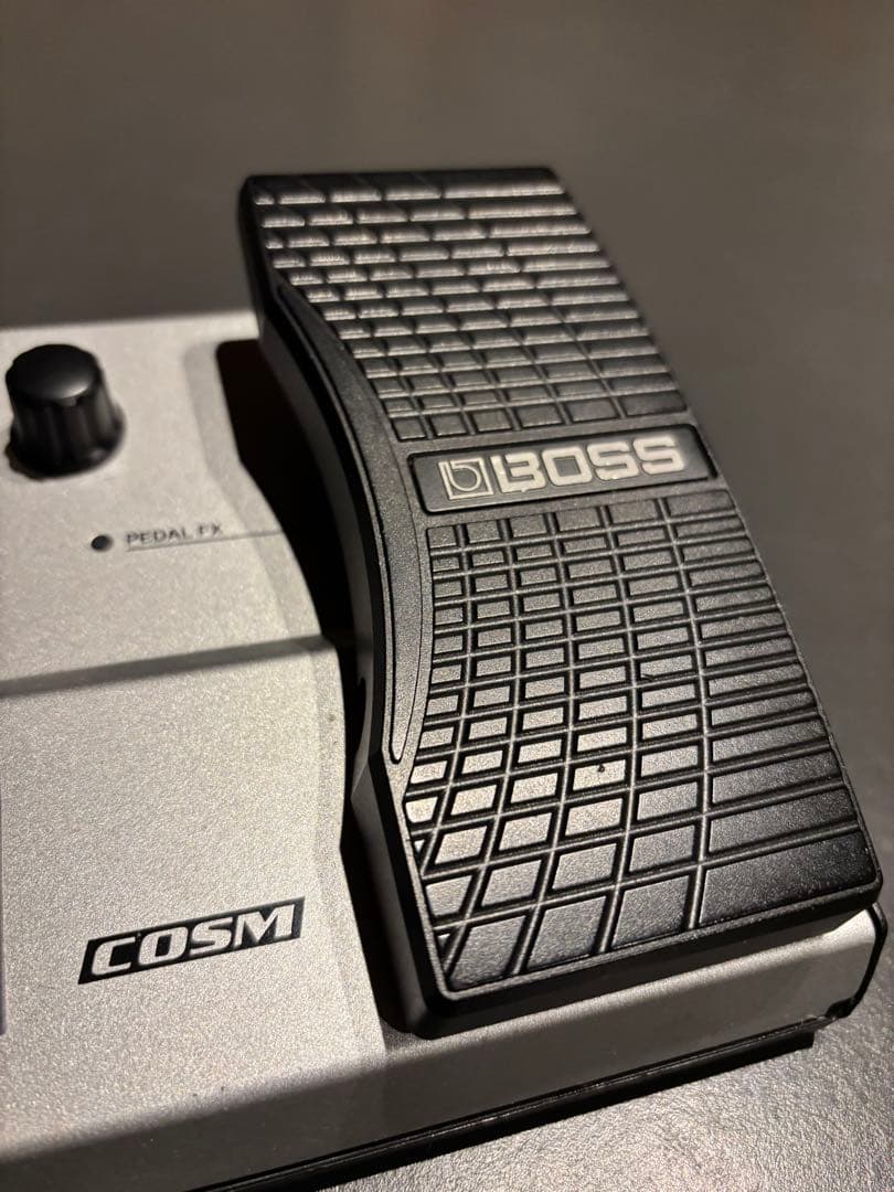 BOSS GT-1B ベースエフェクター　ボス　ベース