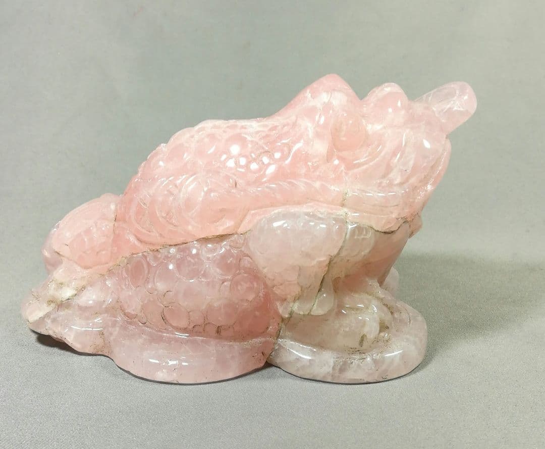 ローズクォーツ　銭蛙　置物　ピンク水晶　天然石　パワーストーン　縁起