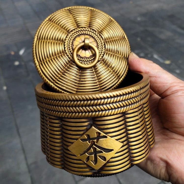 銅 細工 茶道具 お茶の缶です 銅製 工芸品 美術品 置物