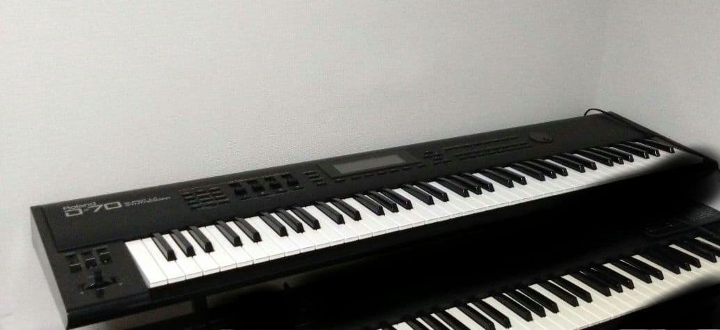 【貴重！】Roland D-70 シンセサイザー 7 6鍵