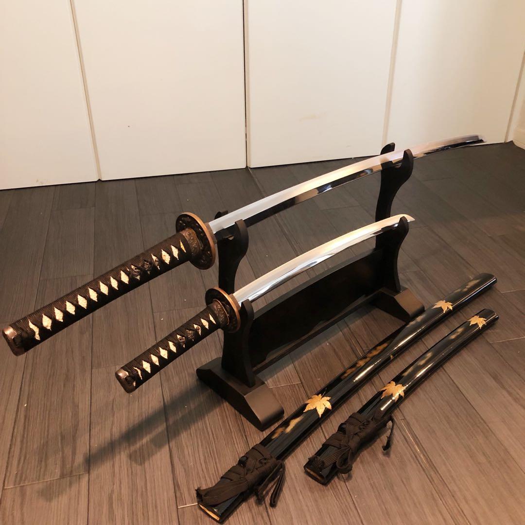 高級模造刀　高級居合刀　 土佐美術刀剣　大小セット　本研波刃　紅葉柄