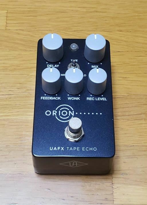 UNIVERSAL AUDIO UAFX TAPE ECHO ギターエフェクター