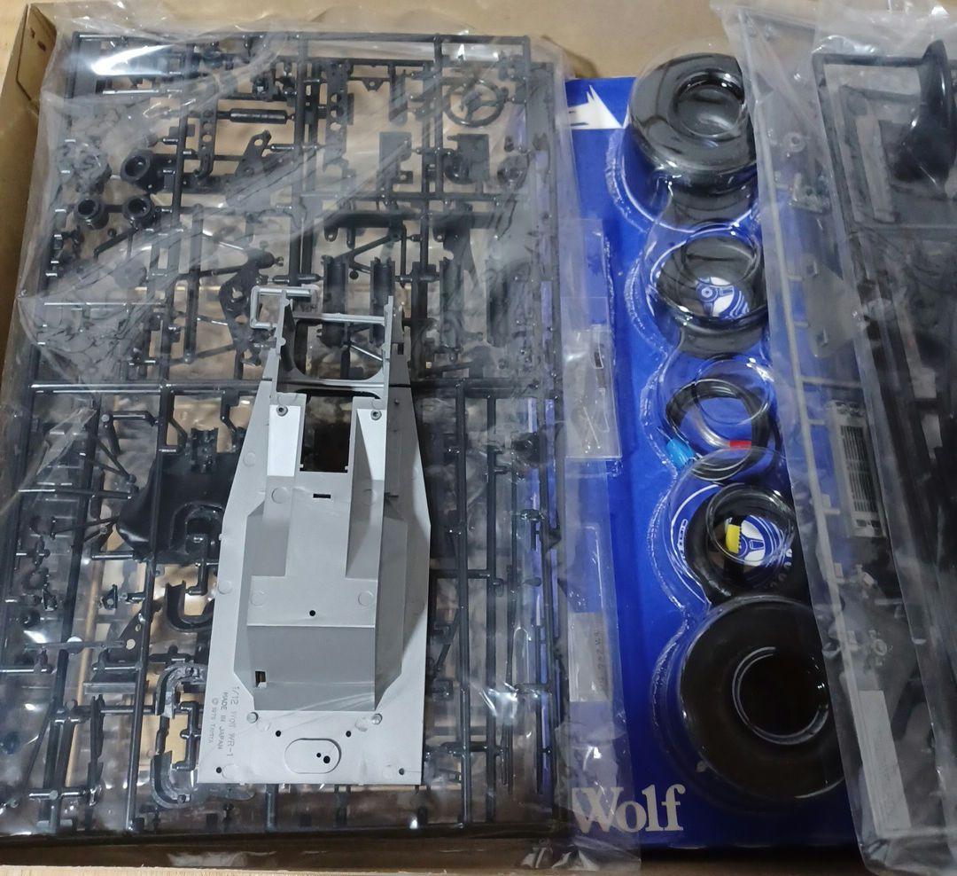 タミヤ　1/12 プラモデル　ウルフWR-1 フォードF1 FORD