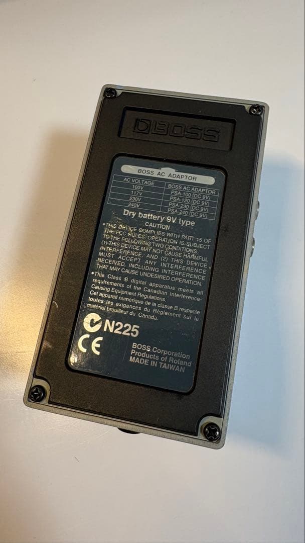 ギター BOSS CH-1