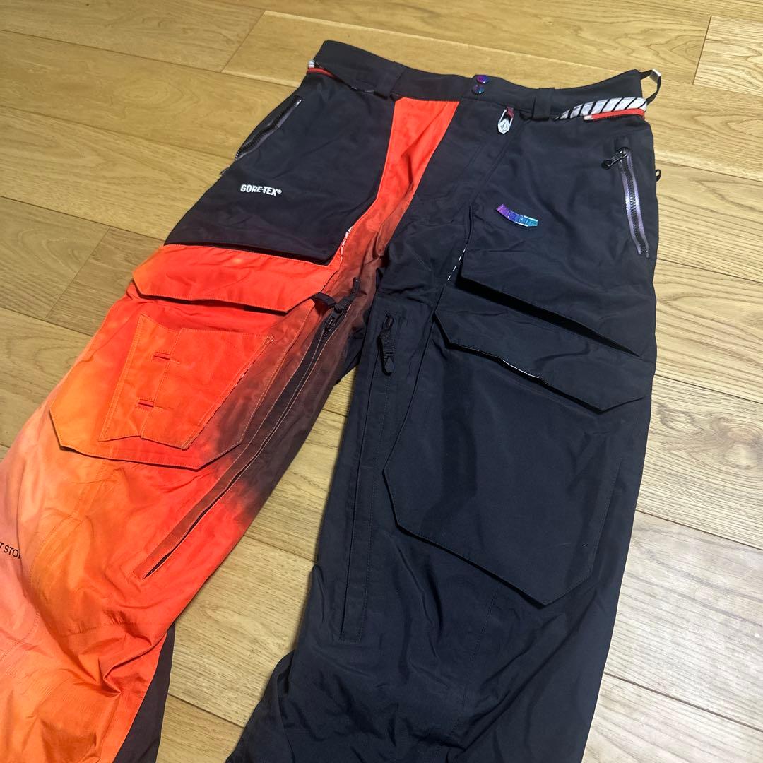 ボルコム　上下セット　ゴアテックス　スノー　ウェア　Sサイズ
