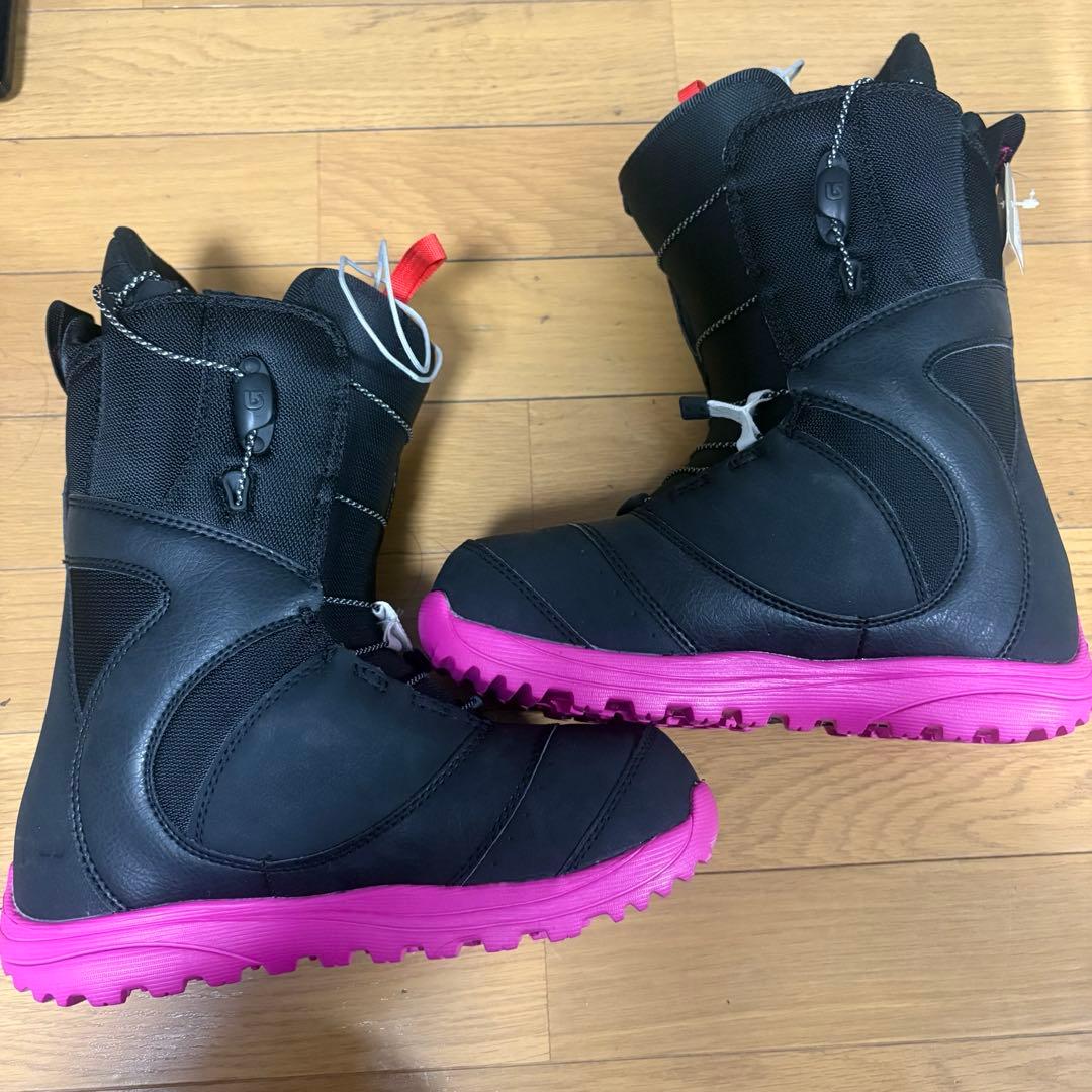 新品タグ付 BURTON バートン ミントブーツ 24cm Speed Zone