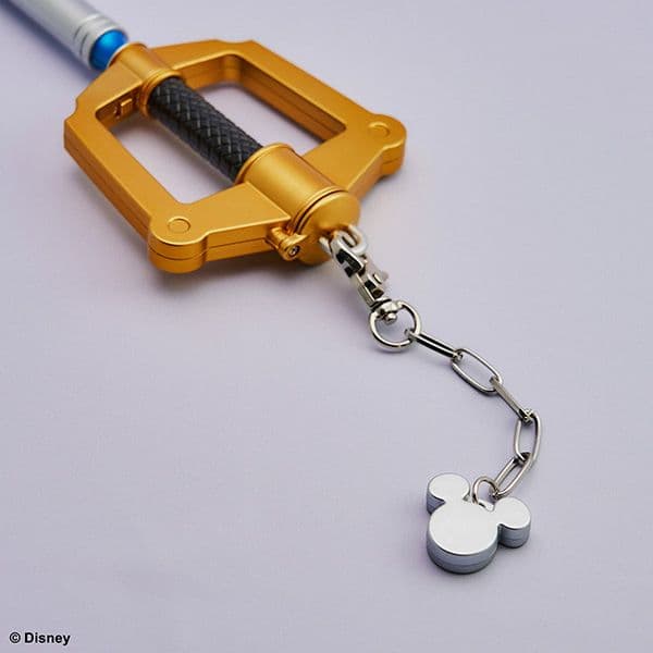 【新品・未開封品】ライトアップキーブレード　キングダムチェーンVer. 2　②