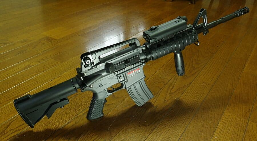 コルト M4A1 リスバージョン