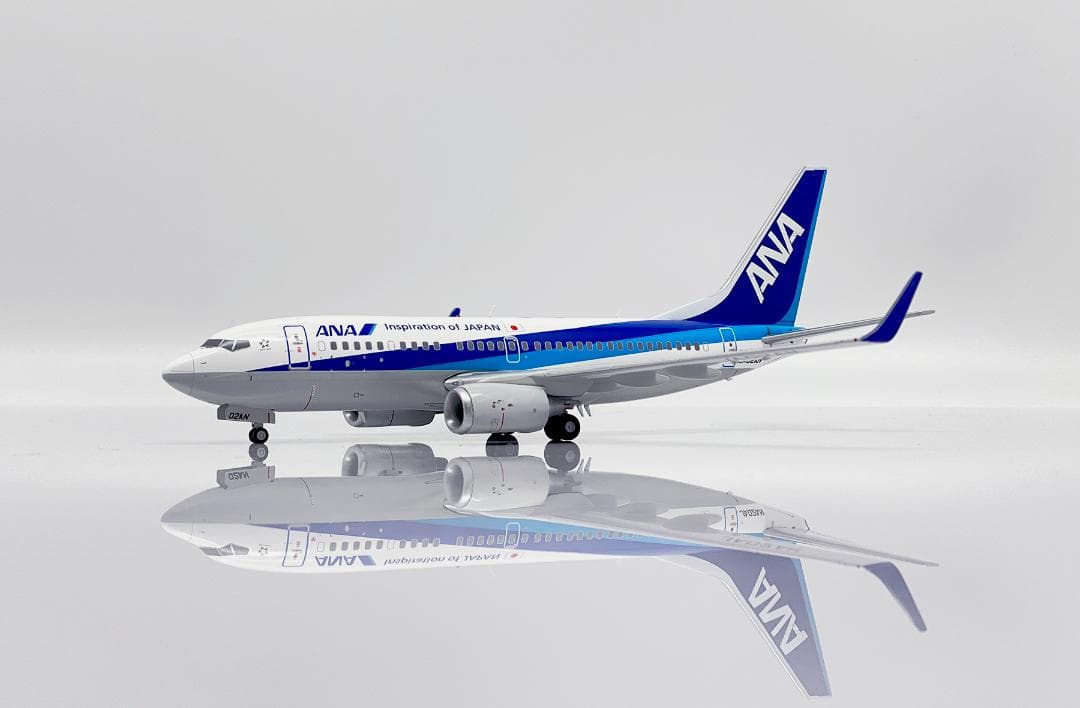 航空機・ヘリコプター ANA 737-700 JA02AN 1/200