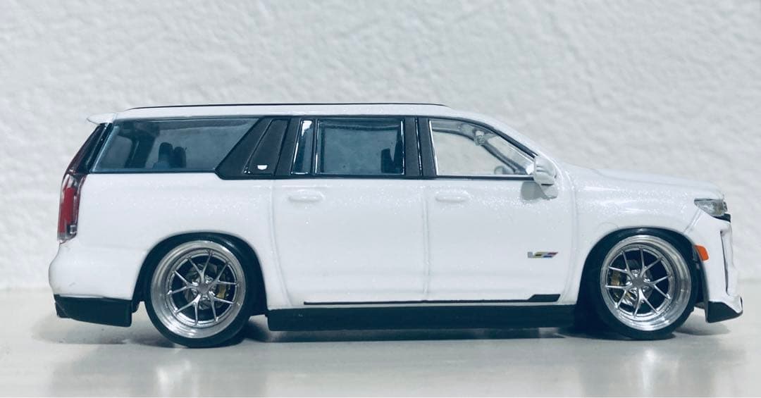 1/64 改　シャドウプロ キャデラック エスカレード　ミニカー　オートメッセ
