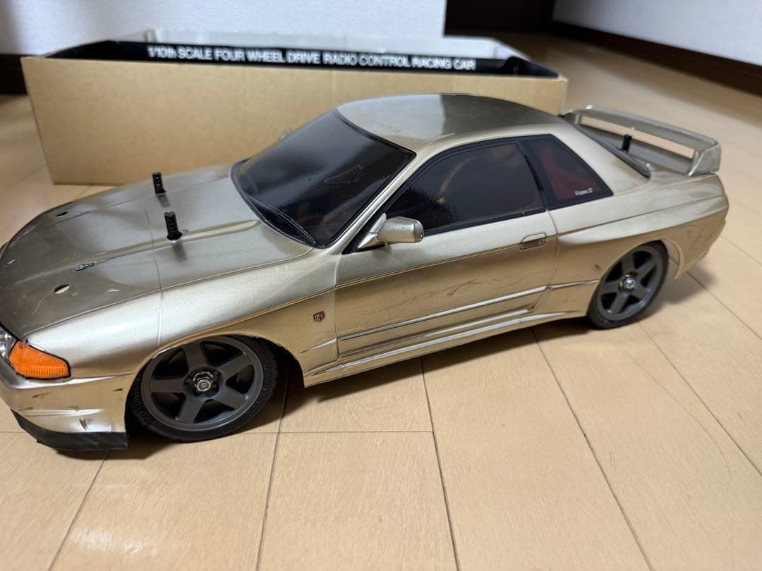 タミヤ　スカイラインR32 TA01 メカ付きセット