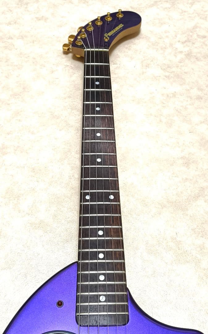 【超美品】ZO-3C メタリックパープル アンプ内蔵ミニギター ソフトケース付