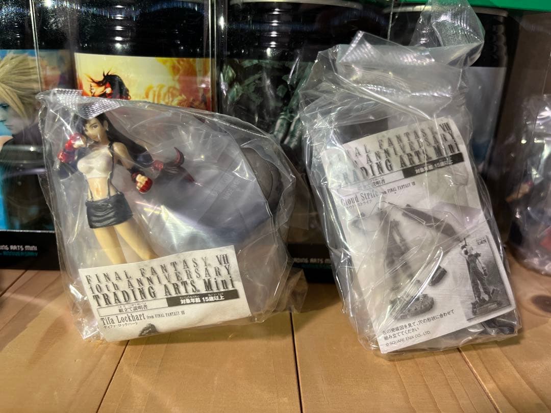 【未開封】ファイナルファンタジー7 ポーション　フィギュア付き 全8種セット