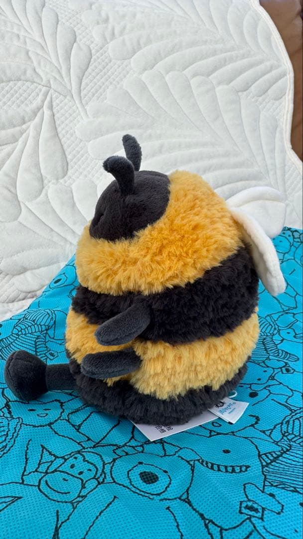 Albee Bee girl アルビー蜂　Jelly Catジェリーキャット新品