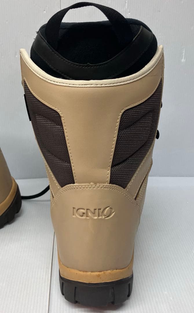 【IGNIO/イグニオ】スノーボードブーツ　編み上げブーツ　27.0〜27.5㎝