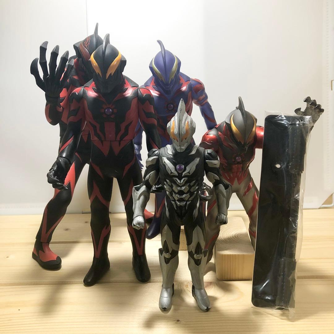 ウルトラマン　グッズ63点まとめ売り　怪獣　ソフビ 等