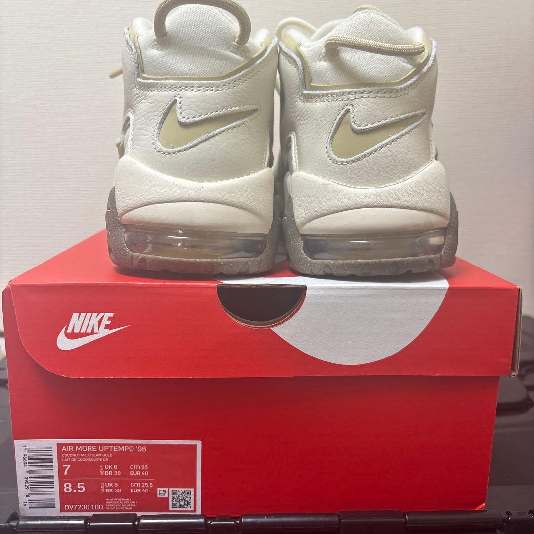 値下げ　NIKE AIR MORE UPTEMPO '96