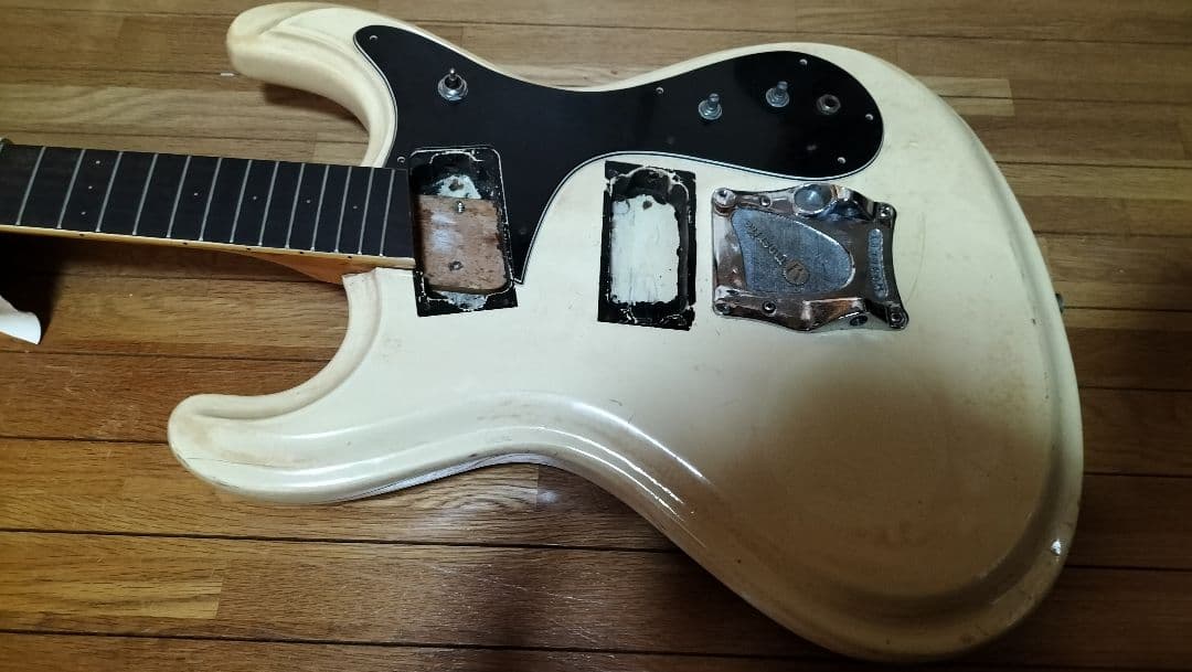MOSRITE Avenger 白　日本製　ビンテージ　ジャンク