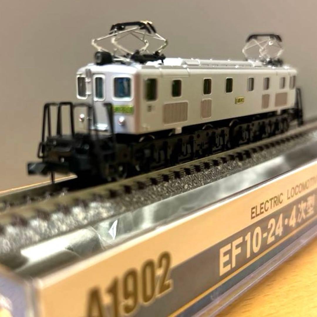 マイクロエース　EF10-24 ・4次型　電気機関車 銀色 Nゲージ