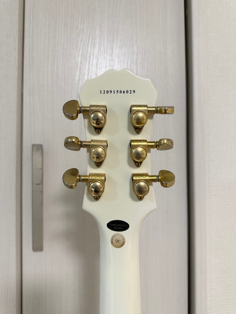 ギター Epiphone Les Paul Custom Pro White