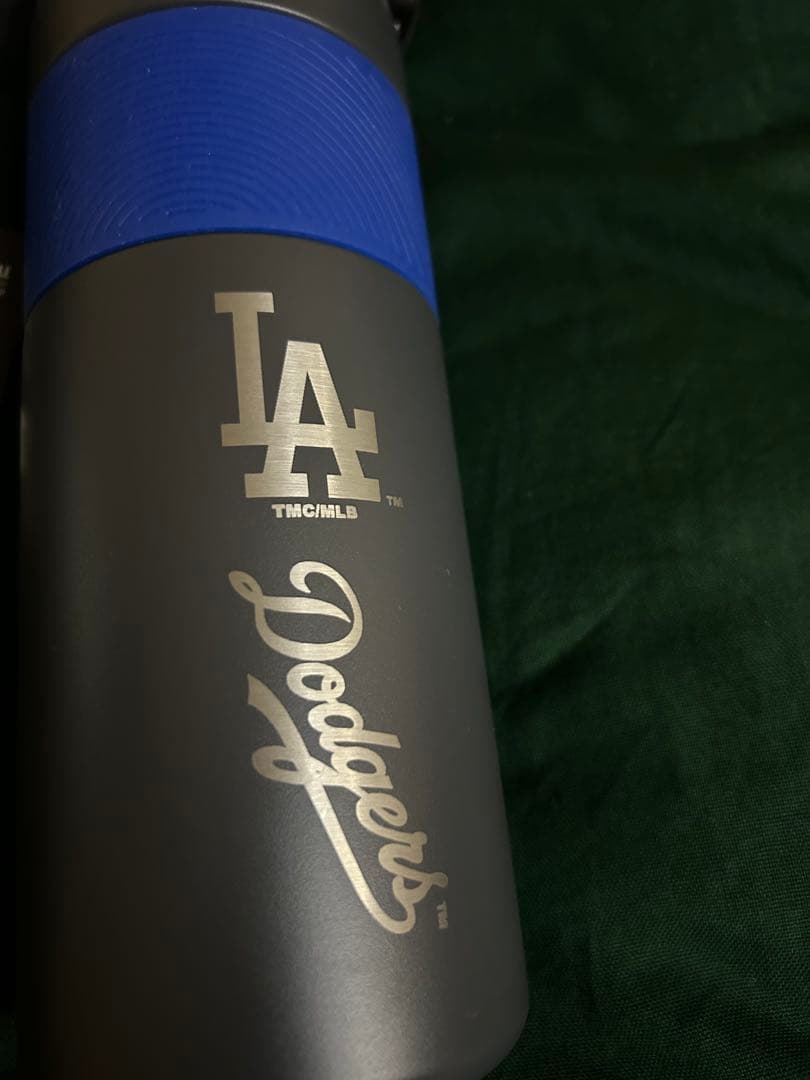 新品　ロサンゼルスドジャース　ステンレススチールボトル　水筒　USA MLB